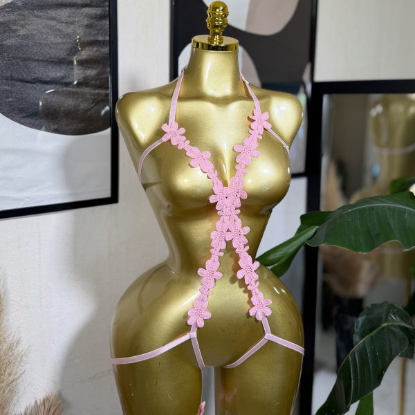 Ensemble Hot rose